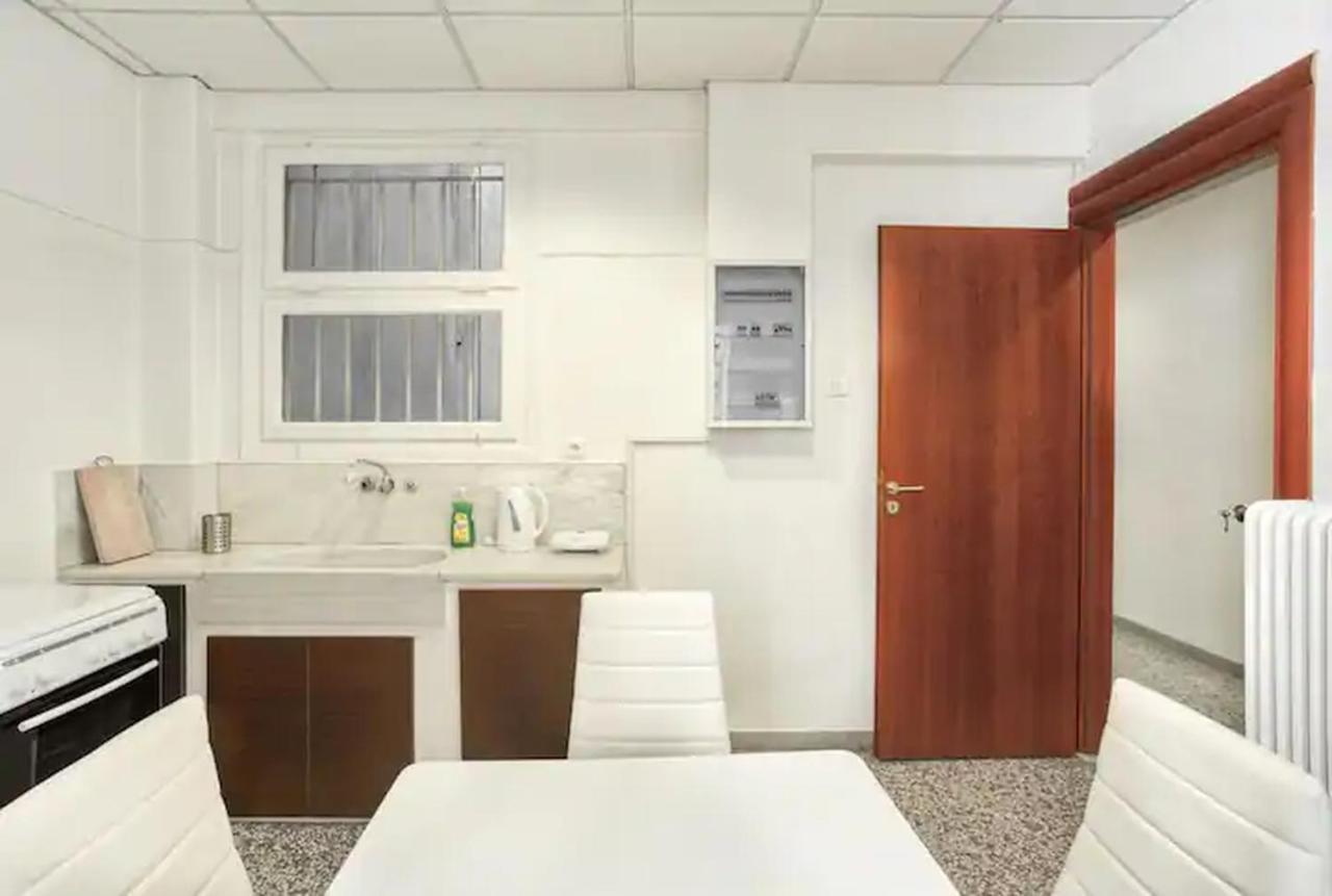Appartement 4Bdr Amazing Spacious Full Apt In Plaka à Athènes Extérieur photo